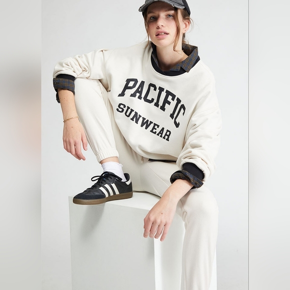 PacSun Pacific Sunwear Surplice Oversized Sweatshirt Size Small - Picture 3 of 10